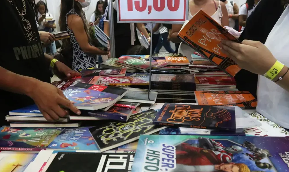 Brasil tem 25 milhões de compradores de livros
