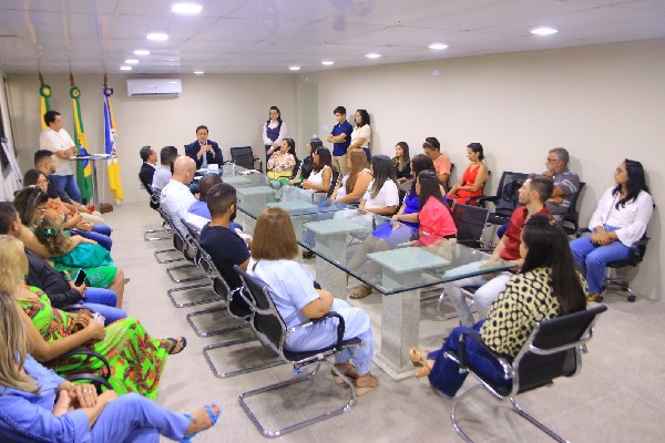 Prefeitura de Juazeiro do Norte realiza posse de mais 13 concursados