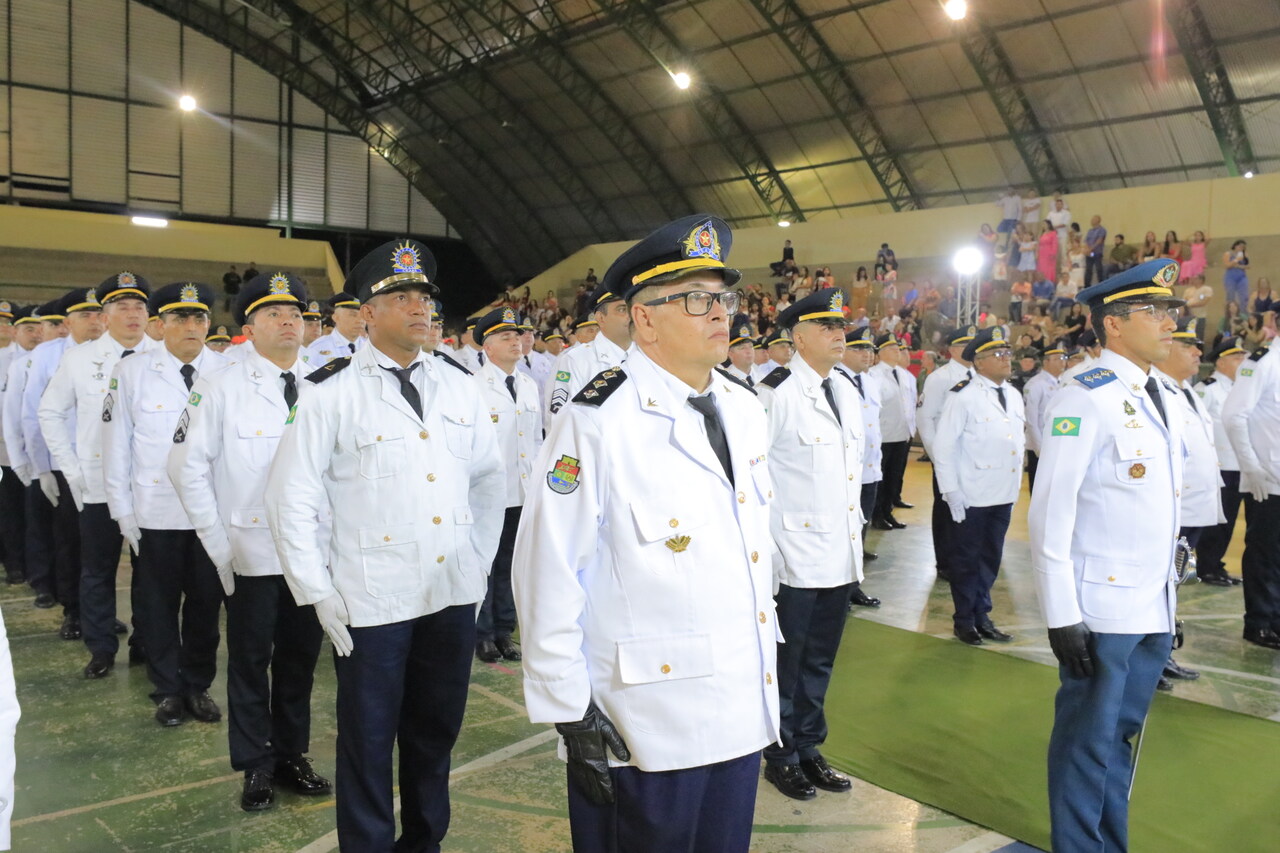 Governo do Estado promove 301 profissionais de segurança pública no Crato