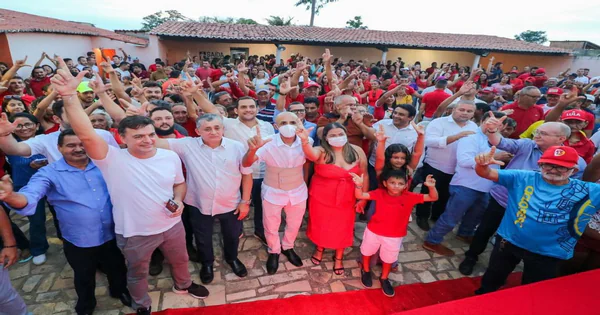 Luã Almino se filia ao PT e tem sua pré-candidatura apadrinhada por Fernando e Guimarães