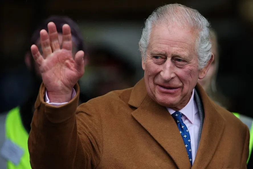 Rei Charles III é diagnosticado com câncer, diz Palácio de Buckingham