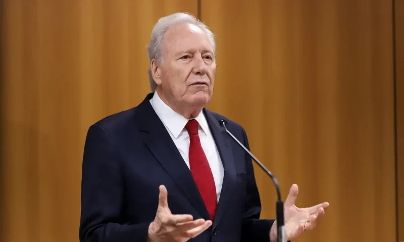Presídios federais terão reconhecimento facial e muralhas, diz Lewandowski
