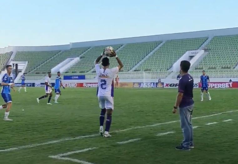 Barbalha leva virada do Maracanã e sofre terceira derrota seguida no Cearense