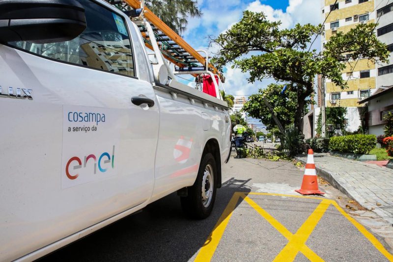Enel estraga carnaval dos caririenses com falta de agilidade para restabelecer energia elétrica