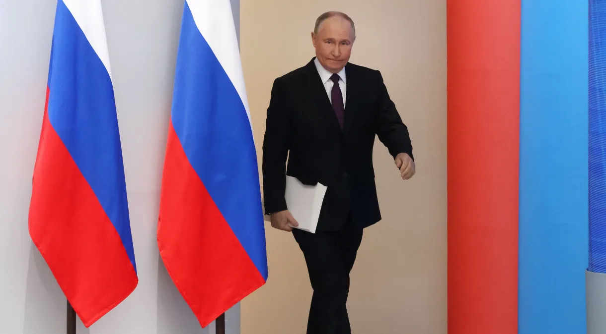 Putin alerta Ocidente para risco de guerra nuclear e “destruição da civilização”