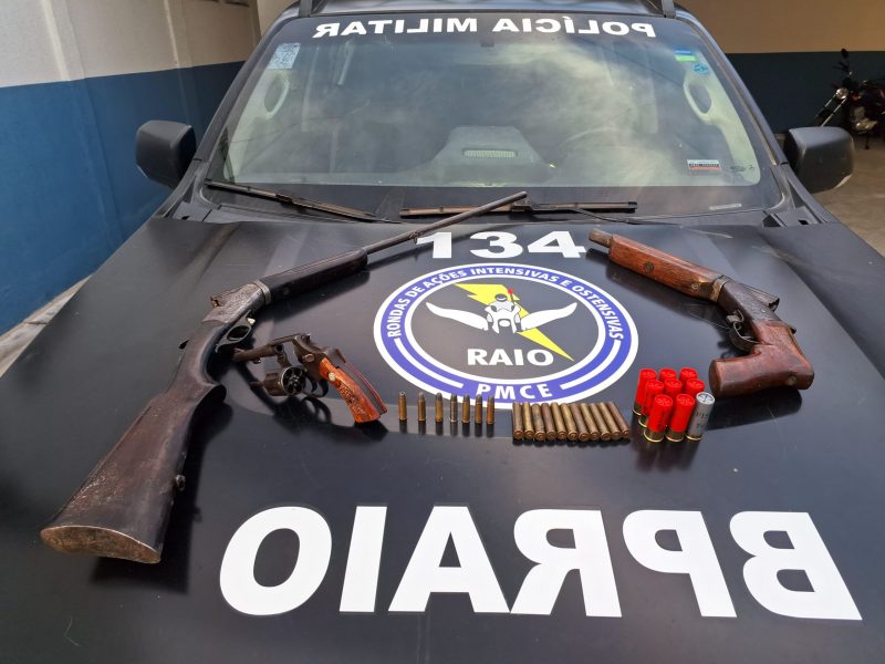 Homem é preso por posse irregular de armas em Jardim; assista