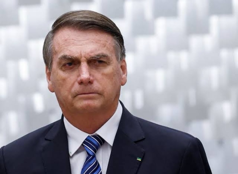 Moraes manda Bolsonaro entregar passaporte em investigação sobre tentativa de golpe