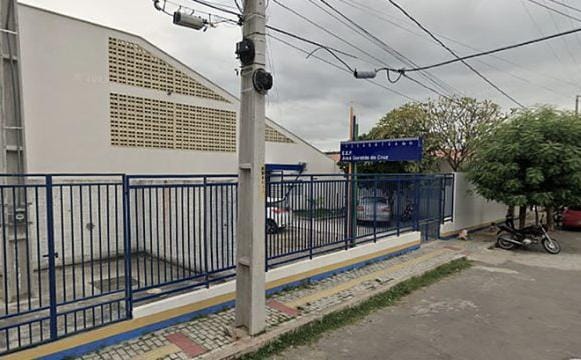 Adolescente leva arma falsa para a escola e alega estar sendo ameaçada por facção criminosa em Juazeiro do Norte
