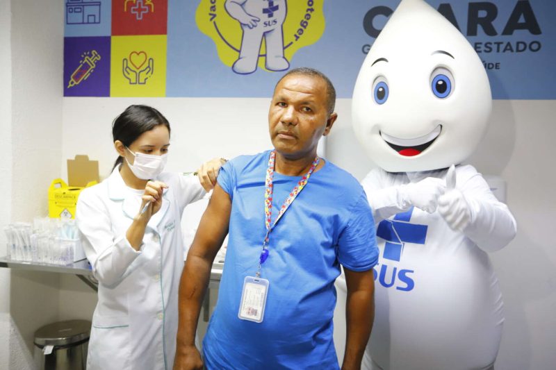 Ceará inicia campanha de vacinação contra a gripe com grupos prioritários