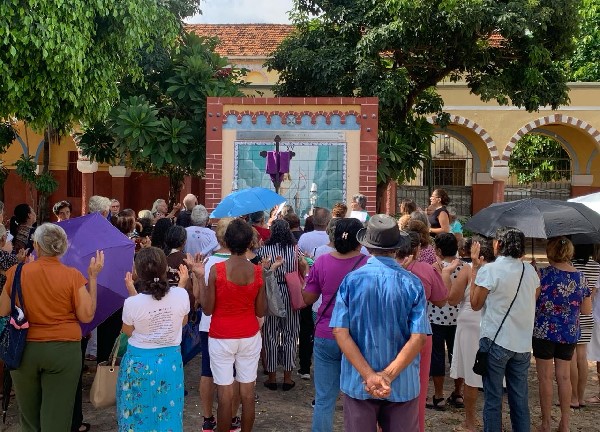Centro de Referência do idoso leva assistidos para vivenciar a Via Sacra