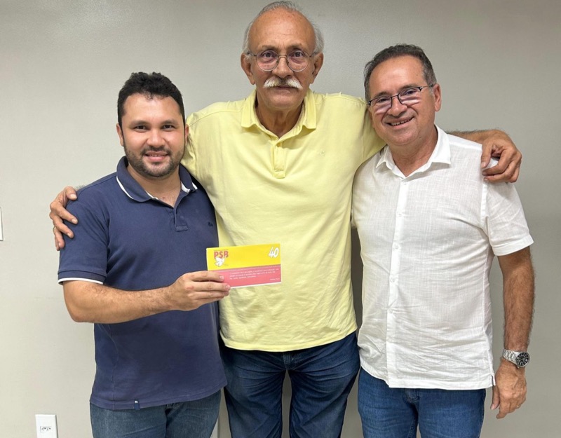 Eleições 2024: Promotor aposentado Dr. Leitão se filia ao PSB