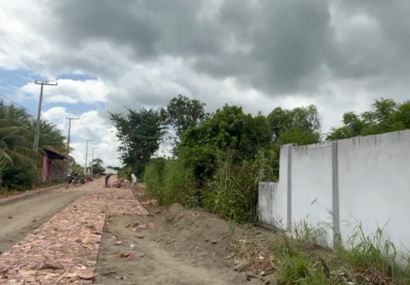 Barbalha: Prefeitura intensifica pavimentação no Barro Branco