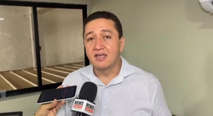 Prefeito Glêdson Bezerra comenta operação da qual foi alvo na manhã desta quarta-feira em Juazeiro do Norte