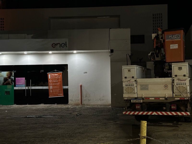 AO VIVO: Enel diz que apagão no Cariri foi causado por falha na linha de Juazeiro do Norte; clientes relatam vários prejuízos