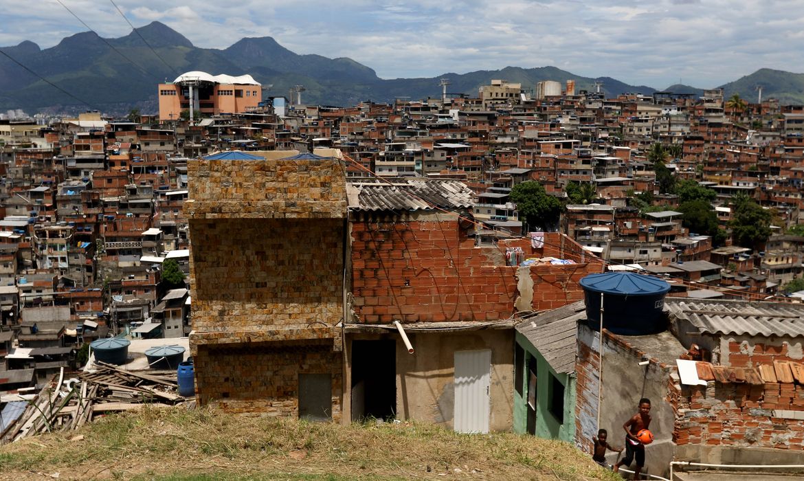 Após pandemia, cresce distância entre IDHs de países ricos e pobres
