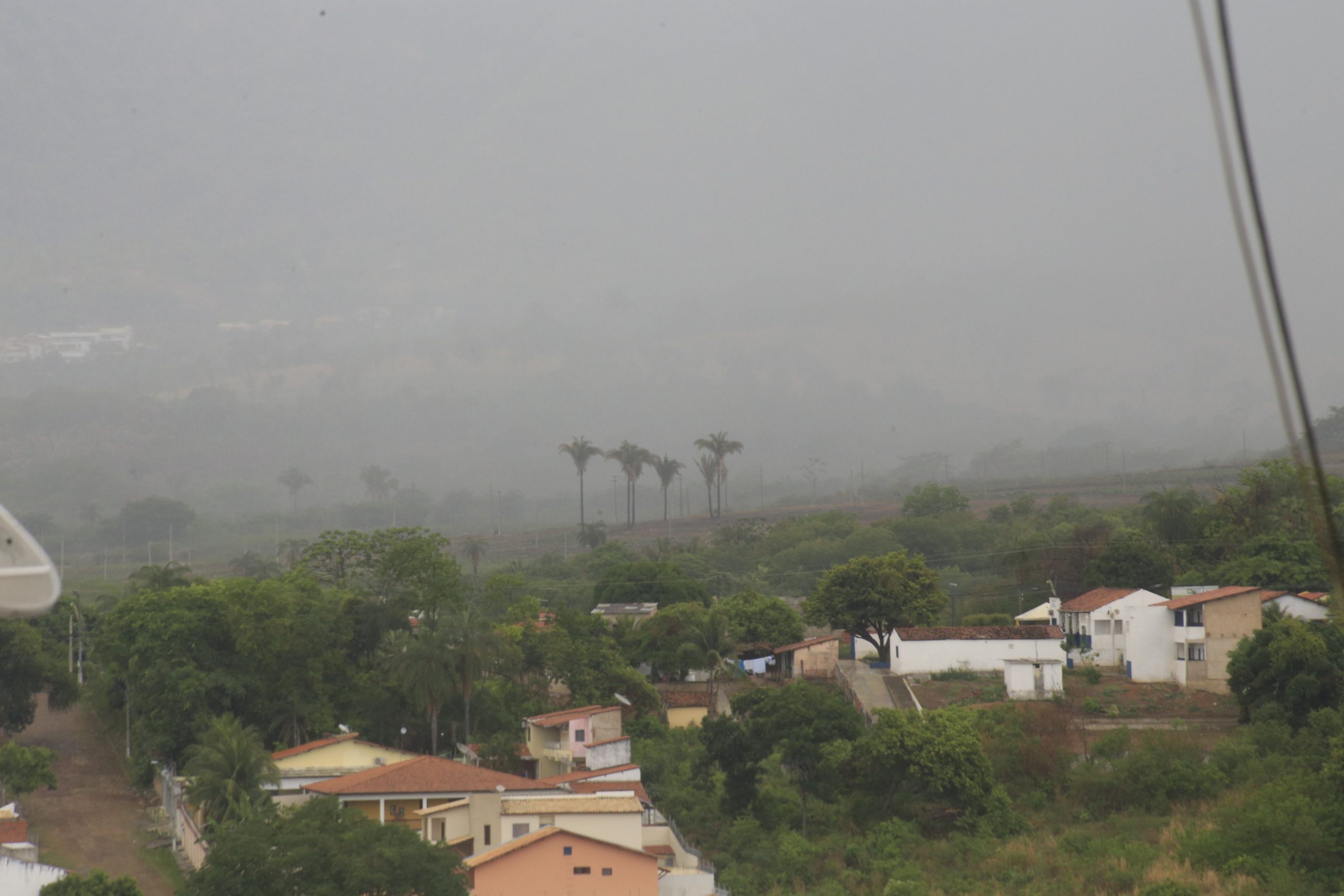 Inmet emite aviso de acumulados de chuva para parte do Ceará