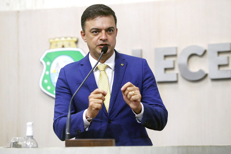 CPI da Enel Ceará investiga venda de R$ 700 mi em equipamentos no mercado paralelo