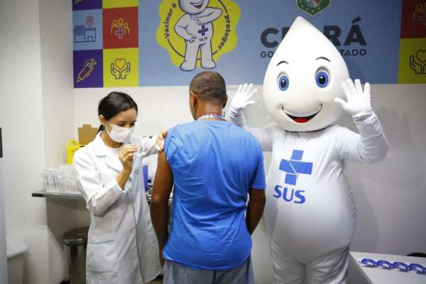 Dia D de Vacinação contra a gripe para os grupos prioritários será promovido neste sábado (20) no Ceará