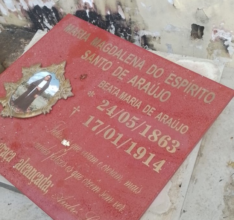 Túmulo da beata Maria de Araújo, protagonista do “Milagre da Hóstia”, é novamente violado em Juazeiro do Norte