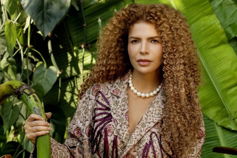 Vanessa da Mata realiza show no dia 12 de junho na Festa de Santo Antônio em Barbalha