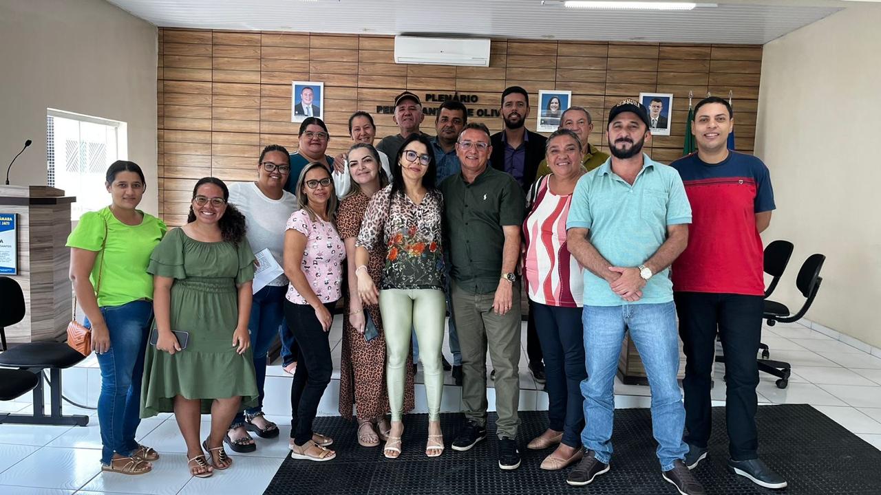 Oposição de Jatí tenta barrar aumento de salário dos servidores
