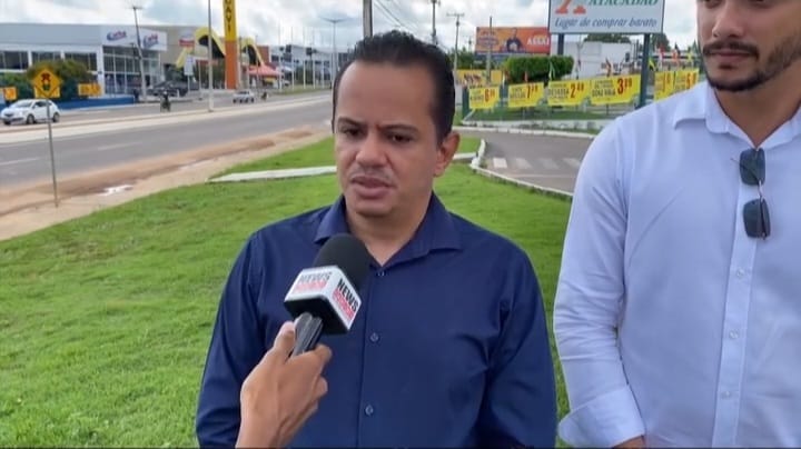 Grupo de engenheiros civis estudam solução para problemas de alagamento na avenida Padre Cícero