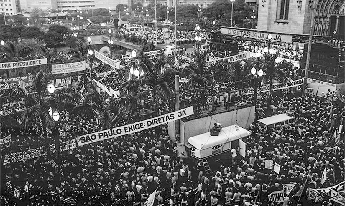 Comício das Diretas Já! no Anhangabaú em São Paulo completa 40 anos