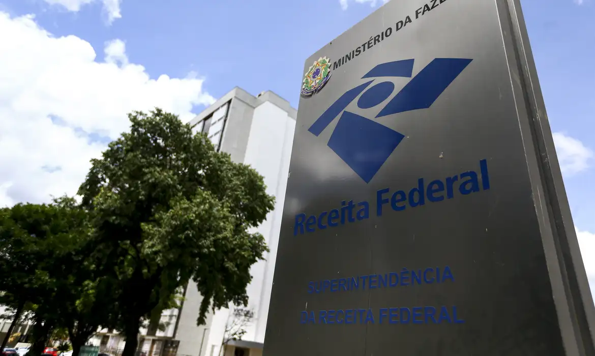 Receita nega que vai taxar Pix em meio a onda de fake news sobre novo imposto