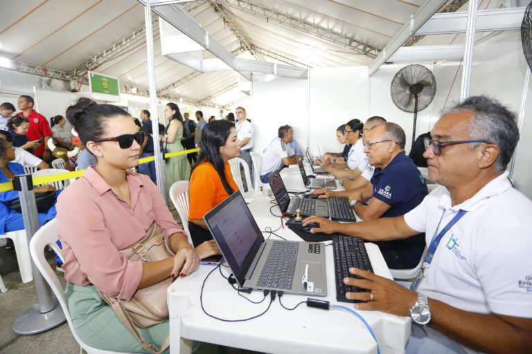 Governo do Ceará oferta mais de 3 mil empregos em ação voltada para os trabalhadores no mês de maio