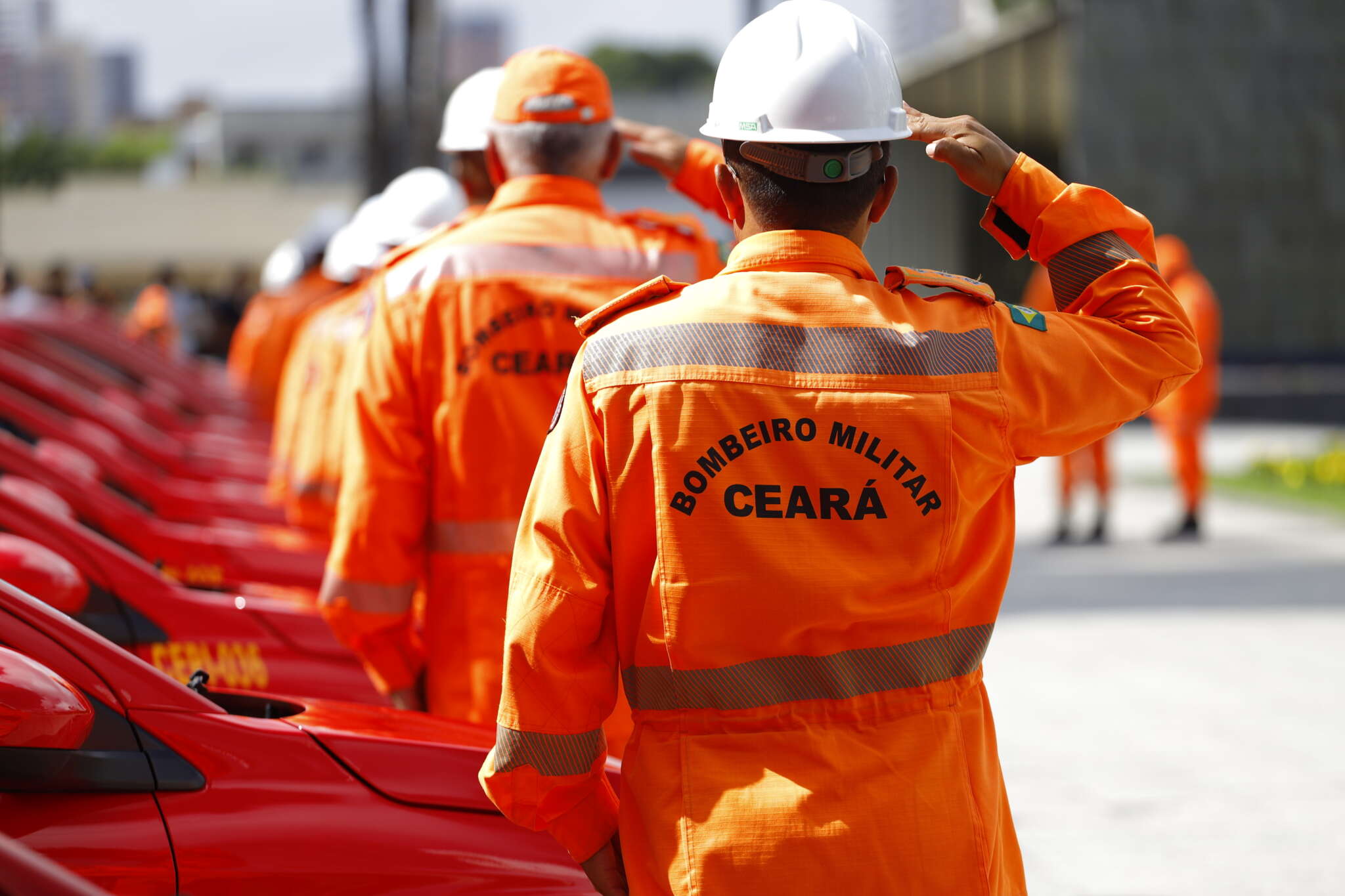 Governo do Ceará envia equipes para ajudar nas buscas e salvamentos no Rio Grande do Sul