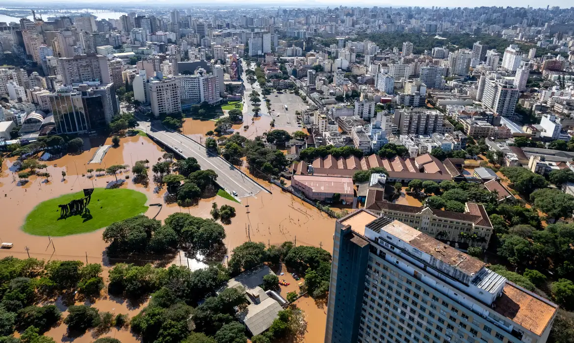 Chuvas no RS: mortes chegam a 95; 1,4 milhão de pessoas são afetadas