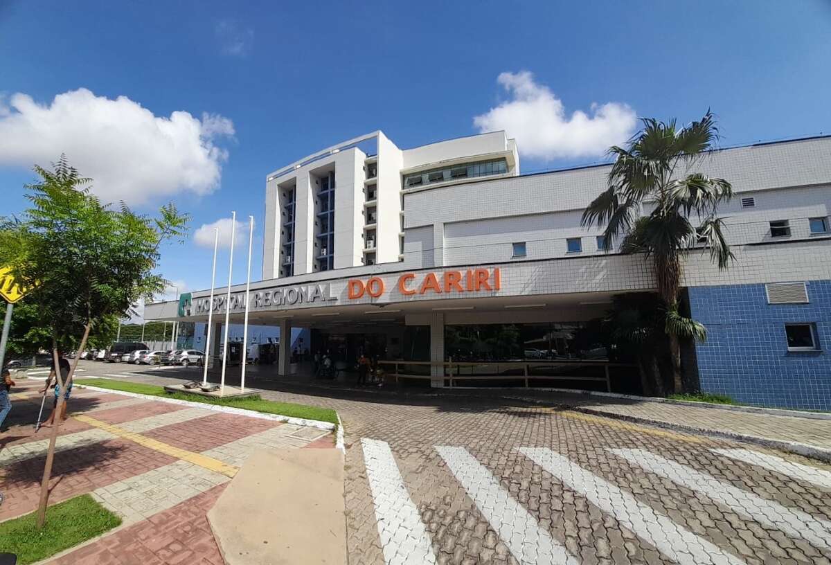 Maio Roxo: Hospital Regional do Cariri promove conscientização sobre doenças inflamatórias intestinais