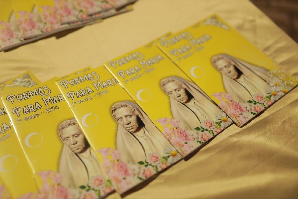 Mostra de poemas encerra a I Semana da Beata Maria de Araújo