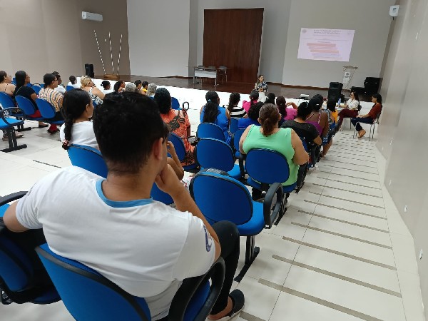 Educação de Juazeiro do Norte inicia percurso formativo com profissionais da alimentação escolar