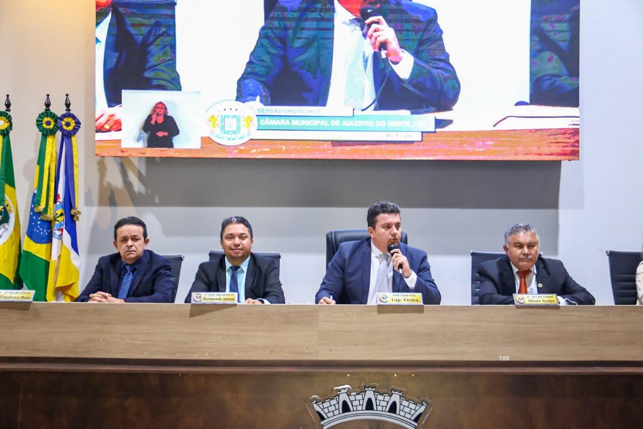 Câmara de Juazeiro do Norte aprova projetos e derruba urgência à mensagem do novo plano diretor