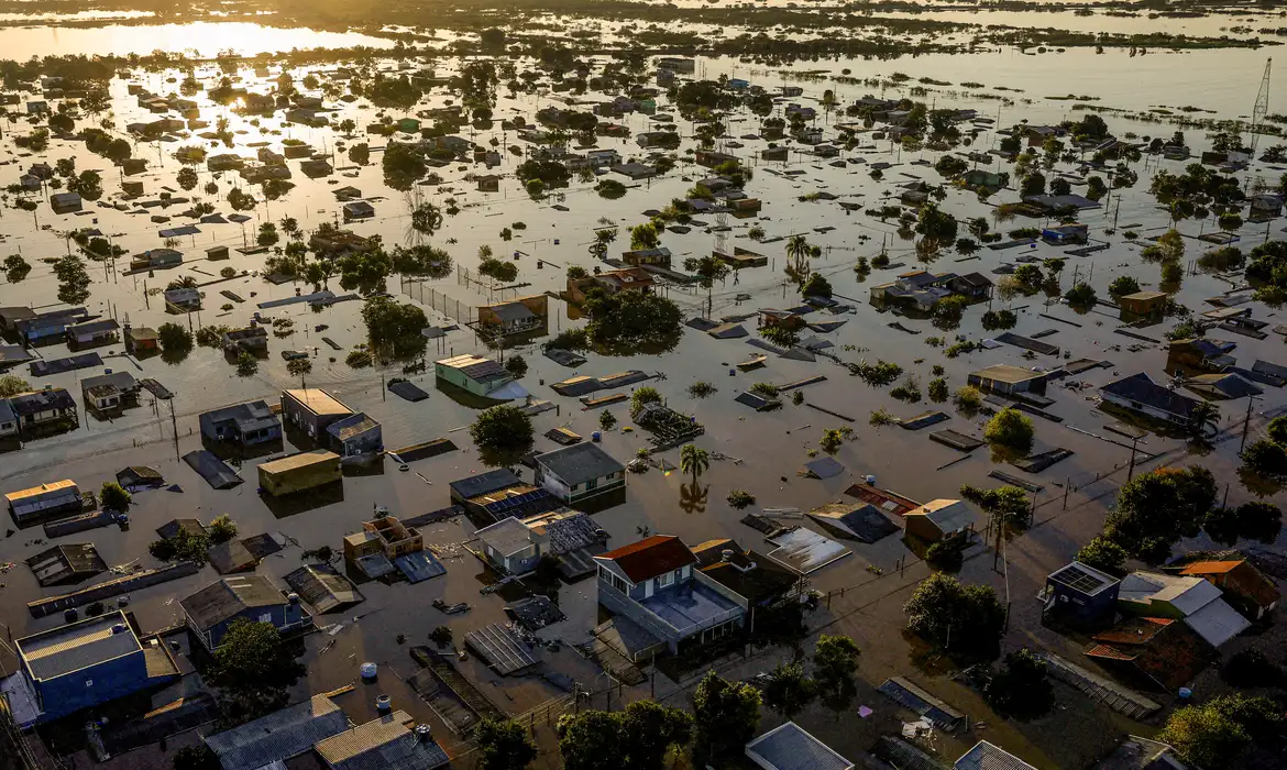 Brasil: 94% dos municípios já sofreram emergência ou calamidade