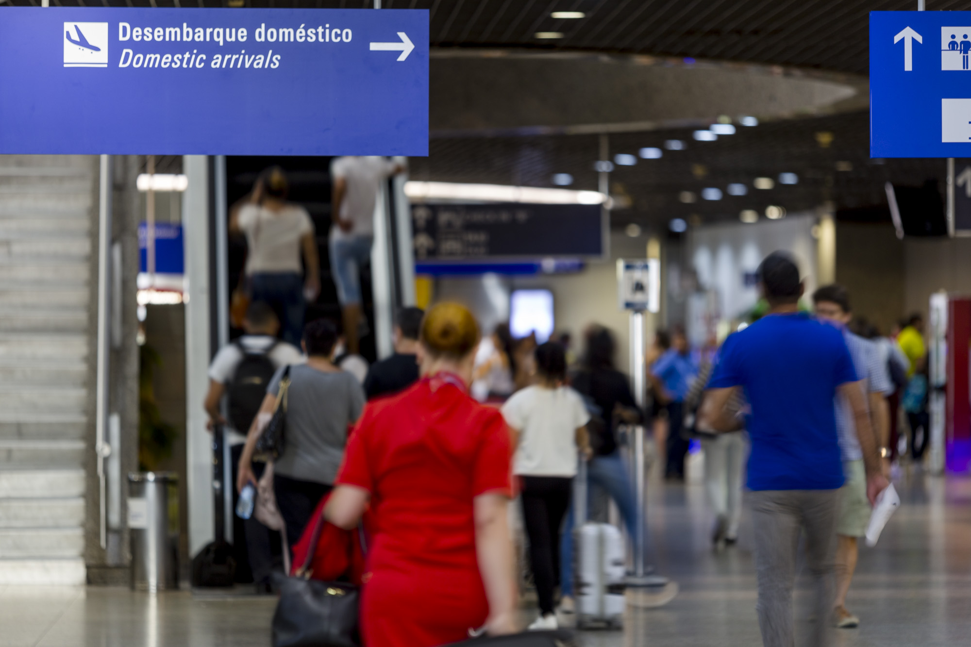 Aposentados poderão comprar passagem aérea por até R$ 200 cada trecho