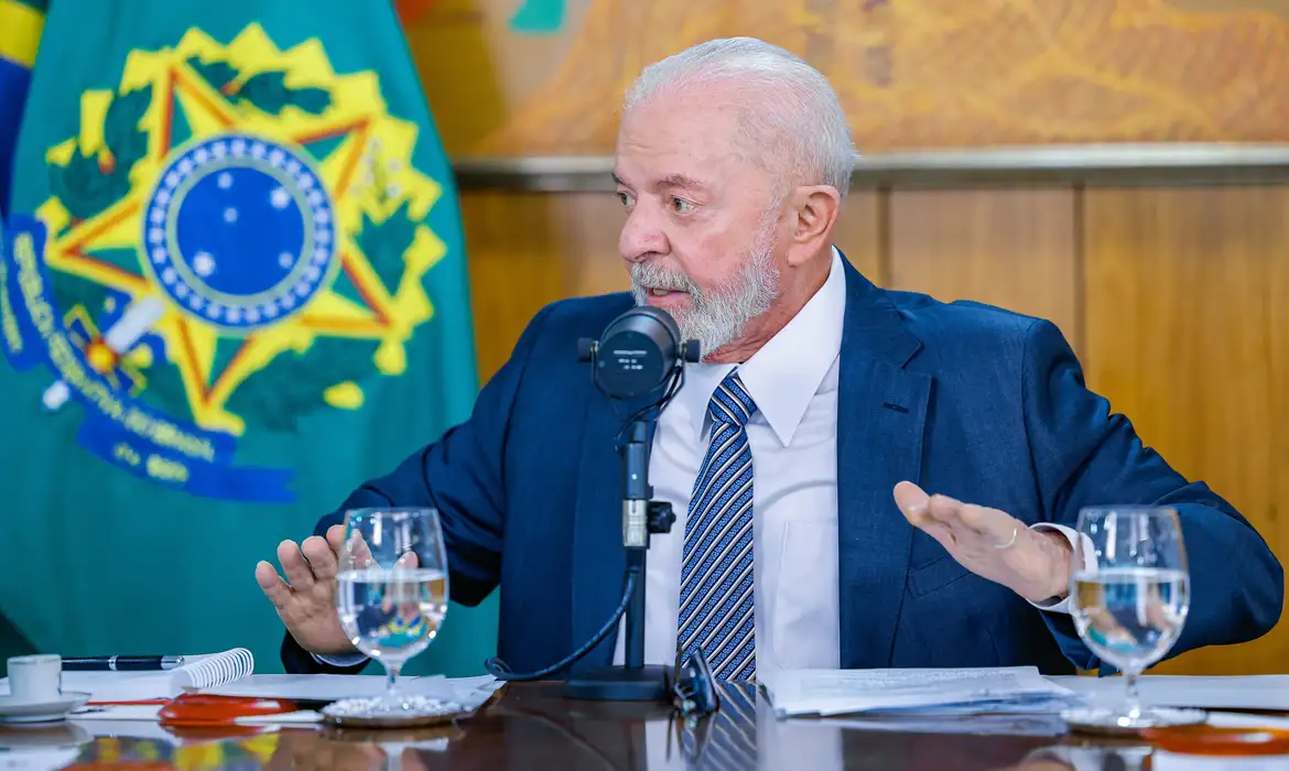 Sob pressão por Anistia, Lula convida cúpula do Congresso para ato em 8/01