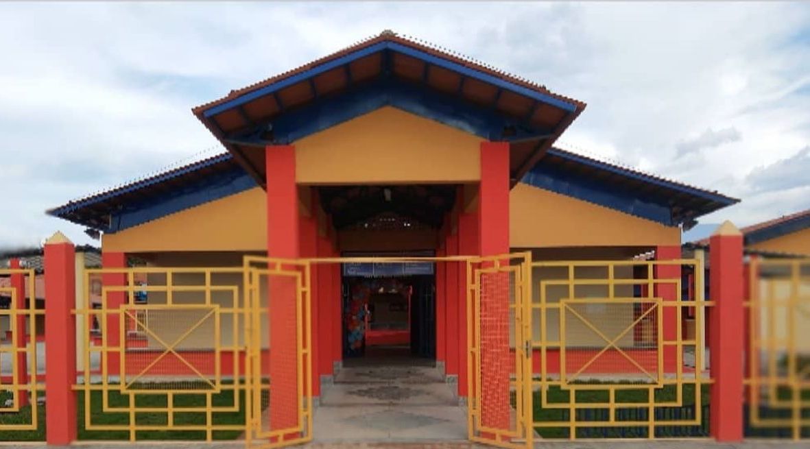 Pai alega perseguições e denuncia diretor de escola pública em Araripe por discriminações contra estudante autista