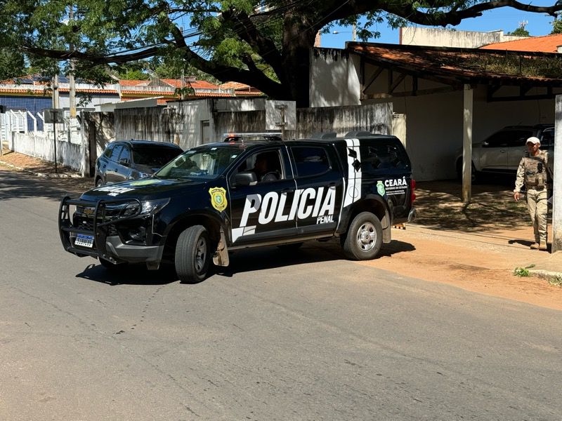 AO VIVO: advogada detida com anotações sobre o tráfico de drogas passa por audiência de custódia em Juazeiro do Norte