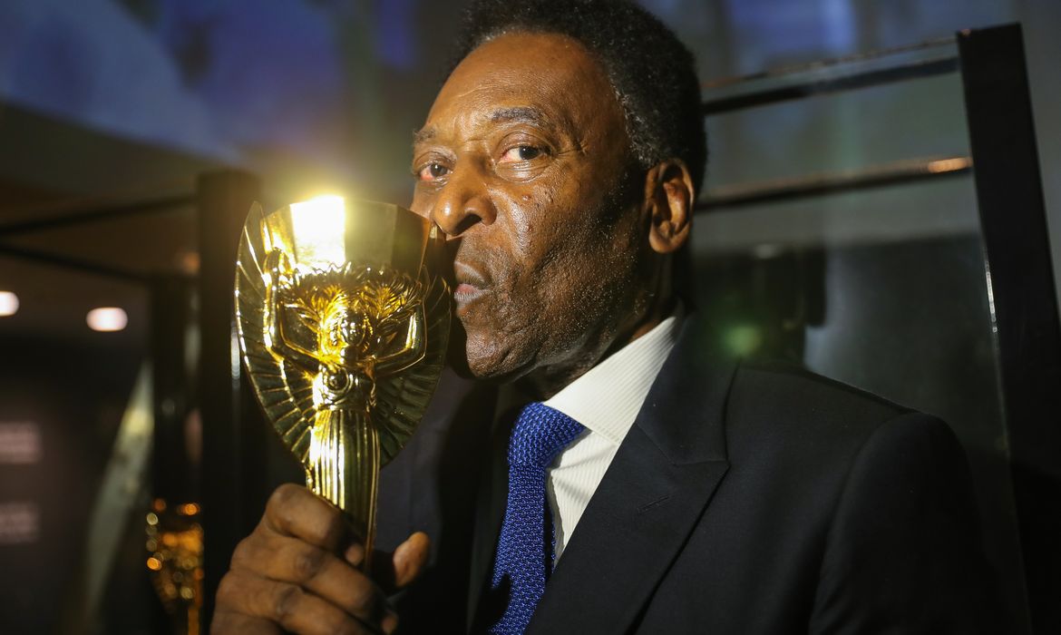 Lei institui 19 de novembro como o “Dia do Rei Pelé”