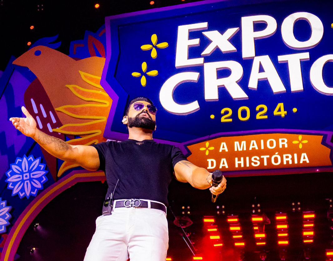 Expocrato lota área gratuita com milhares de pessoas em show de Manu Batidão, Pablo, Nadson e Vitor Fernandes nesta terça (16)
