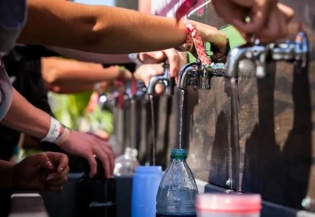 Grandes eventos devem garantir água gratuitamente ao público