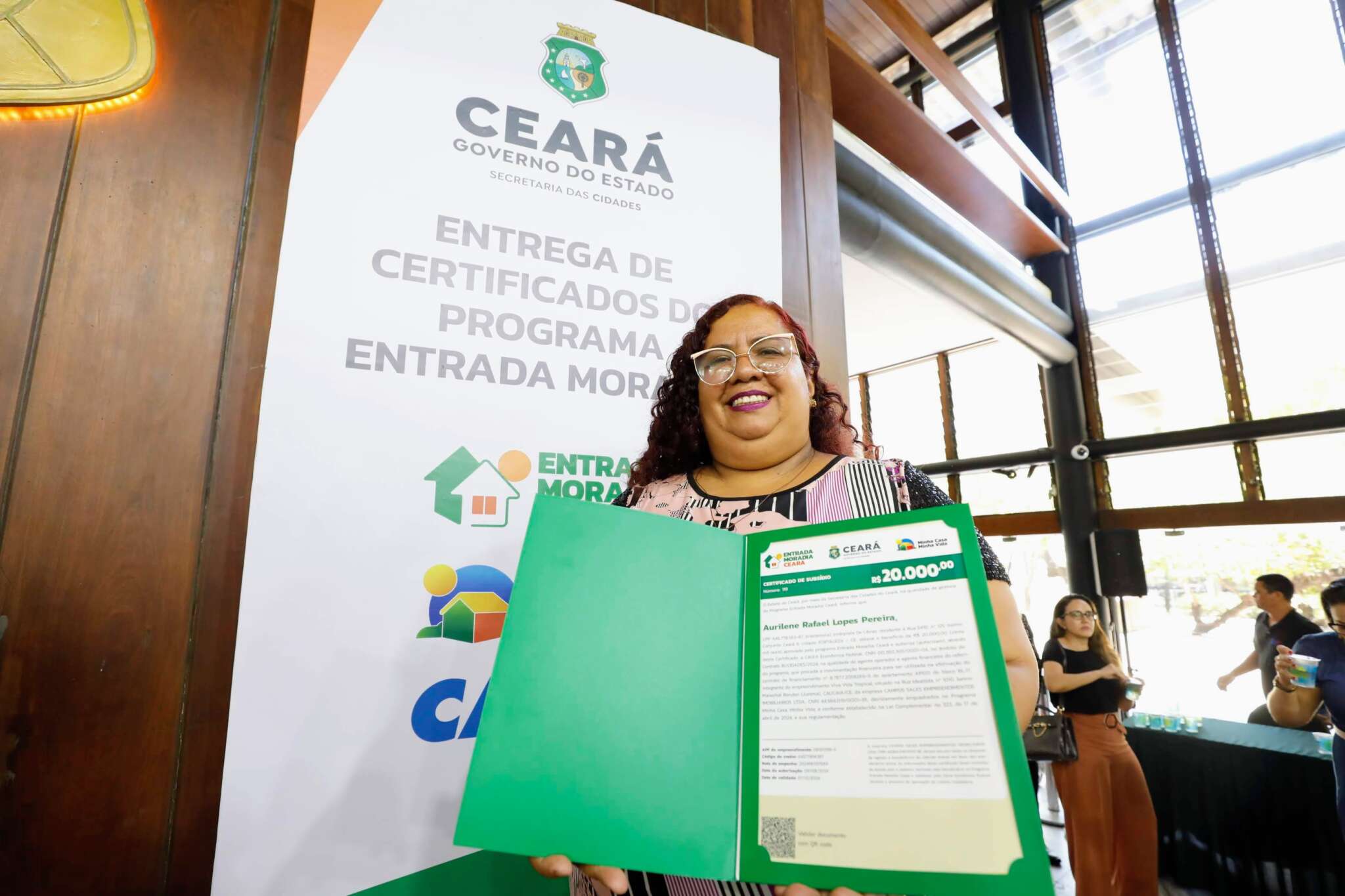 Mais de mil cearenses já têm subsídio de R$20 mil aprovado para dar entrada na casa própria por meio do Entrada Moradia Ceará