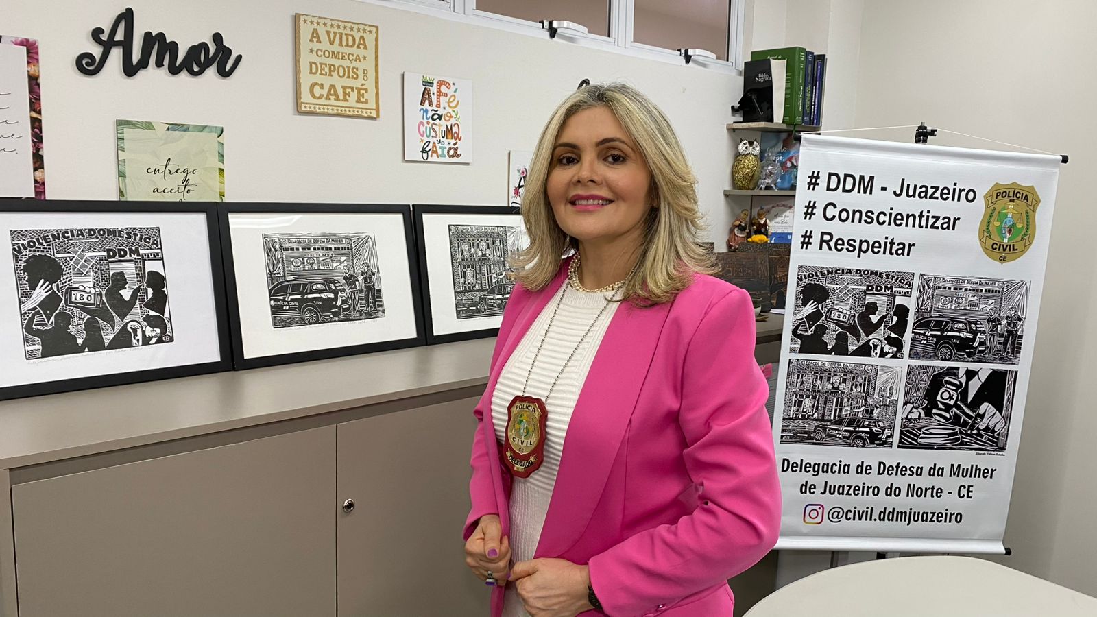Delegacia da Mulher de Juazeiro concorre a prêmio nacional por uso de xilogravuras com mensagens de combate à violência doméstica