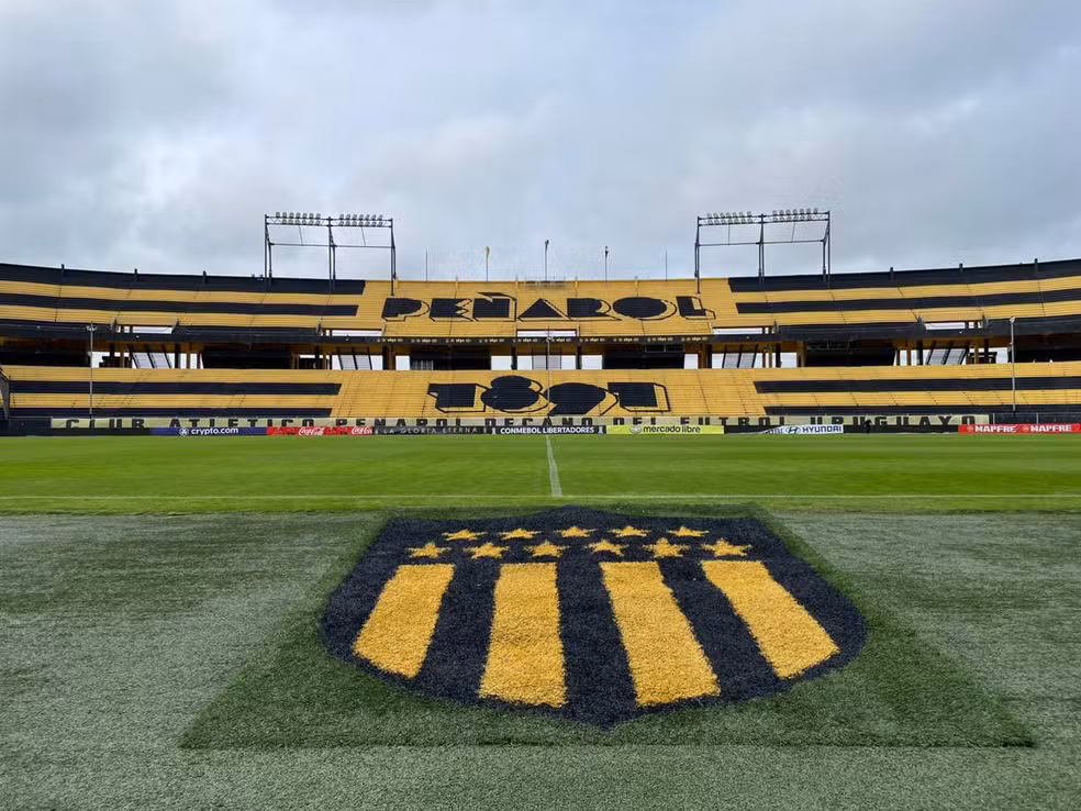 Torcida do Botafogo será proibida de ir ao jogo contra o Peñarol, em Montevidéu, diz ministro