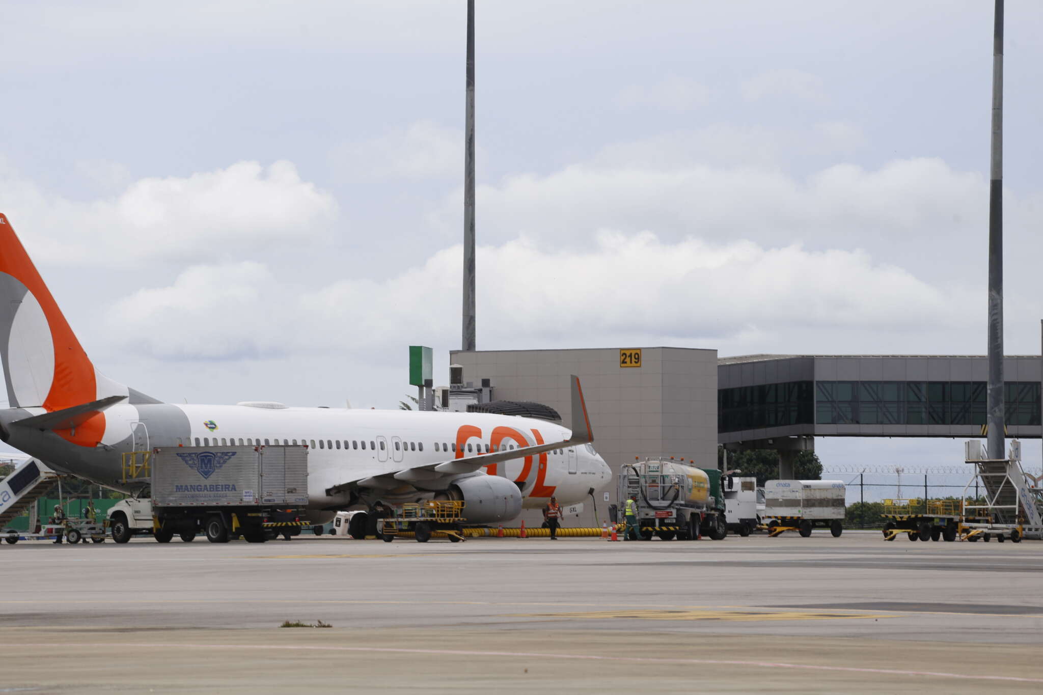 Companhias aéreas ampliam rotas para o Ceará na alta estação
