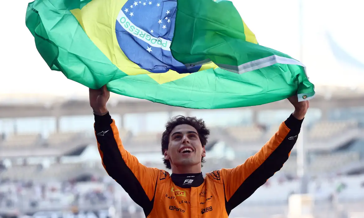 Brasileiro Gabriel Bortoleto é campeão da Fórmula 2 na temporada 2024