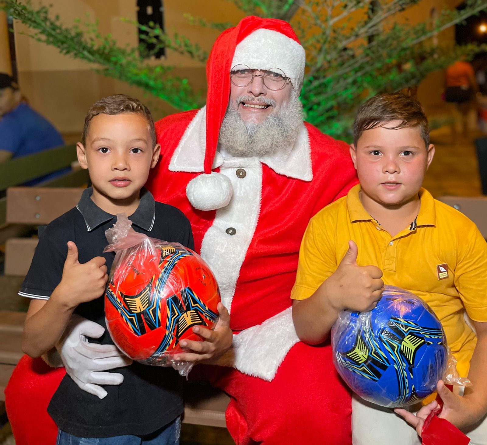 Farias Brito: 5 mil crianças recebem brinquedos durante o Natal promovido pela prefeitura