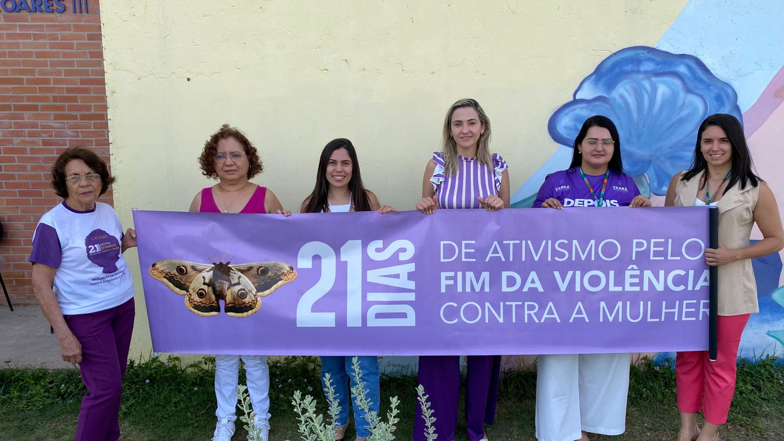 Blitz educativa marca culminância da campanha pelo fim da violência contra a mulher, em Juazeiro do Norte